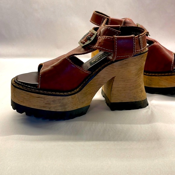 Sold-London Underground Chunky Wood Heel Platform Brown Leather Sandals Vintage - Picture 6 of 14